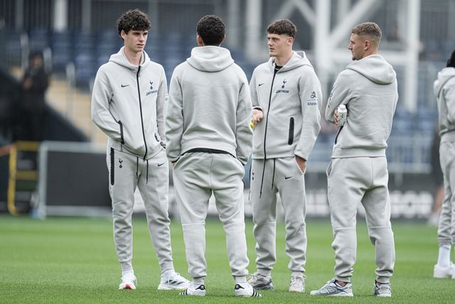 Tottenham Hotspur ahead of the Pre-season friendly match Luton Town vs Tottenham Hotspur at Kenilworth Road, Luton, United Kingdom, 26th July 2025

(Photo by Harvey Murphy/News Images)