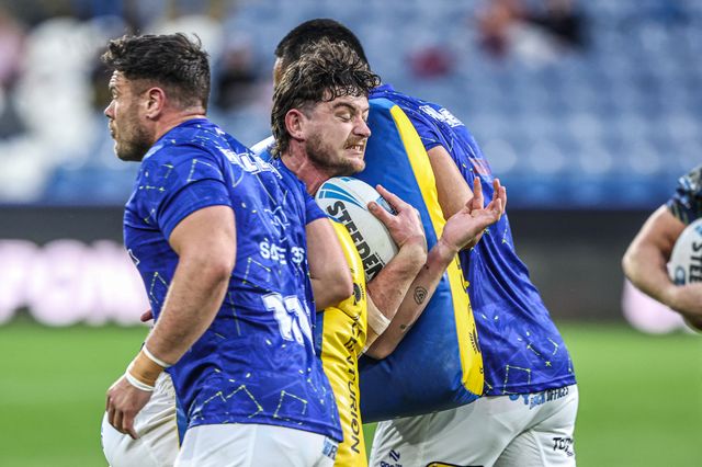 Jordy Crowther of Warrington Wolves in the pre-game warm up during the Betfred Super League round 10 match Huddersfield Giants vs Warrington Wolves at Accu Stadium, Huddersfield, United Kingdom on 02 May 2026

(Photo by Alfie Cosgrove/News Images)
