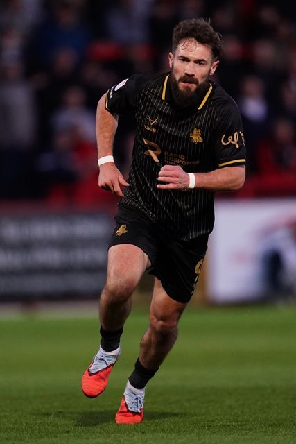 Tom Bradshaw of Barnsley during the Sky Bet League One match Stevenage vs Barnsley at Lamex Stadium, Stevenage, United Kingdom on 21st April 2026

(Photo by Harvey Murphy/News Images)