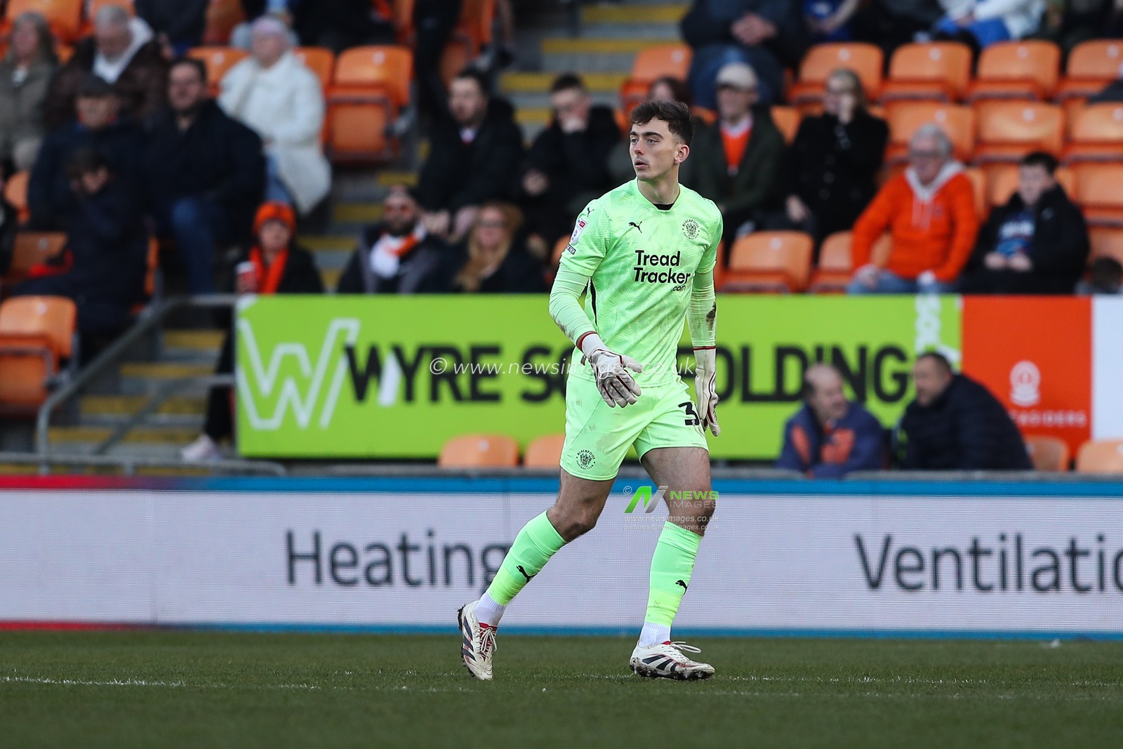 Harry Tyrer of Blackpool during the Sky Bet League 1 match Blackpool vs Crawley Town at Bloomfield Road, Blackpool, United Kingdom, 22nd February 2025

(Photo by Gareth Evans/News Images)