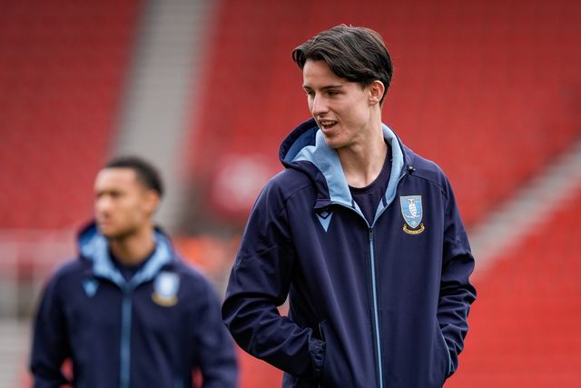 Sheffield Wednesday goalkeeper Murphy Cooper inspects the pitch prior to kick off during the Sky Bet Championship match Stoke City vs Sheffield Wednesday at Bet365 Stadium, Stoke On Trent, United Kingdom on 03 April 2026

(Photo by Maynard Manyowa/News Images)