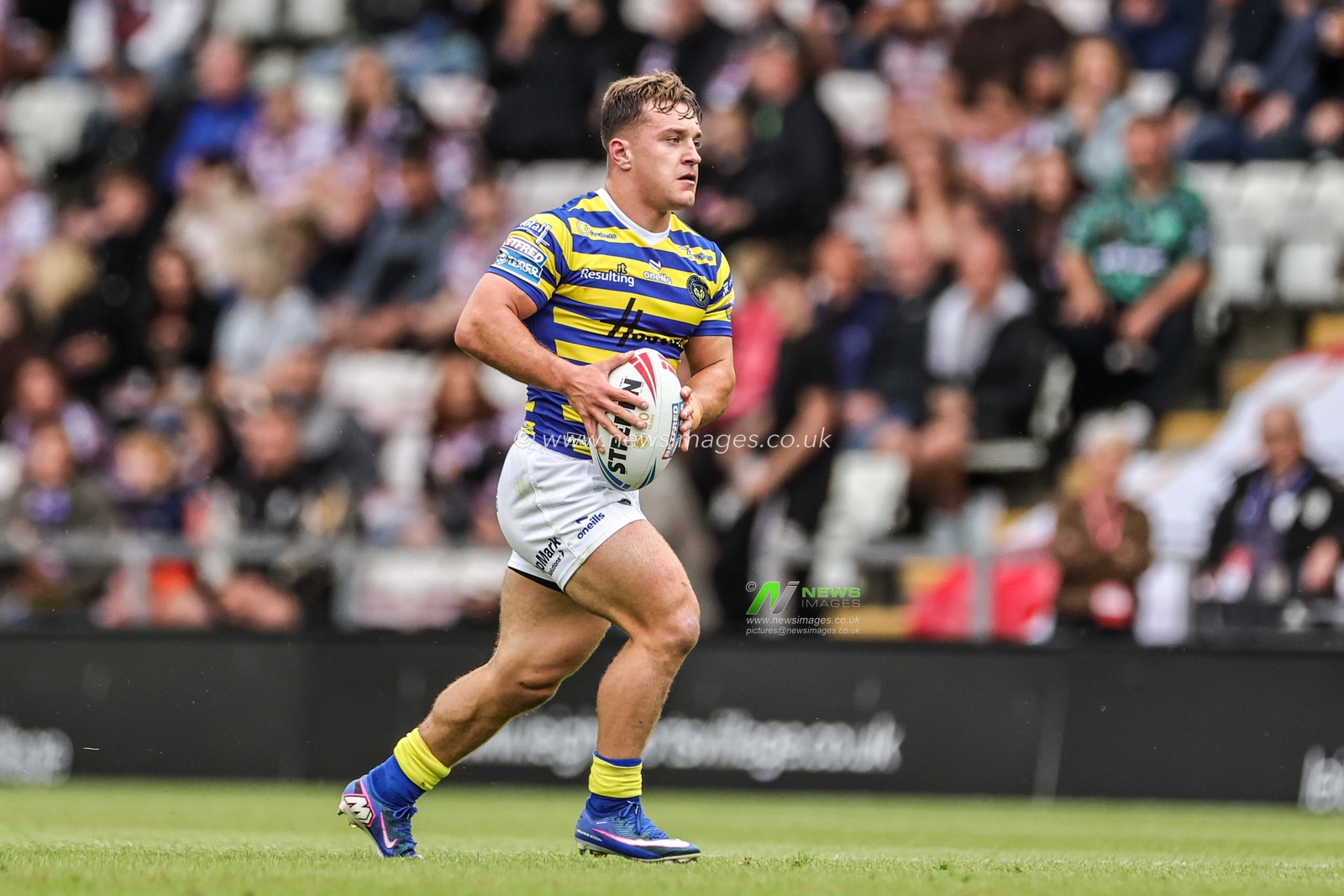 Betfred Super League round 20 Leigh Leopards v Warrington Wolves