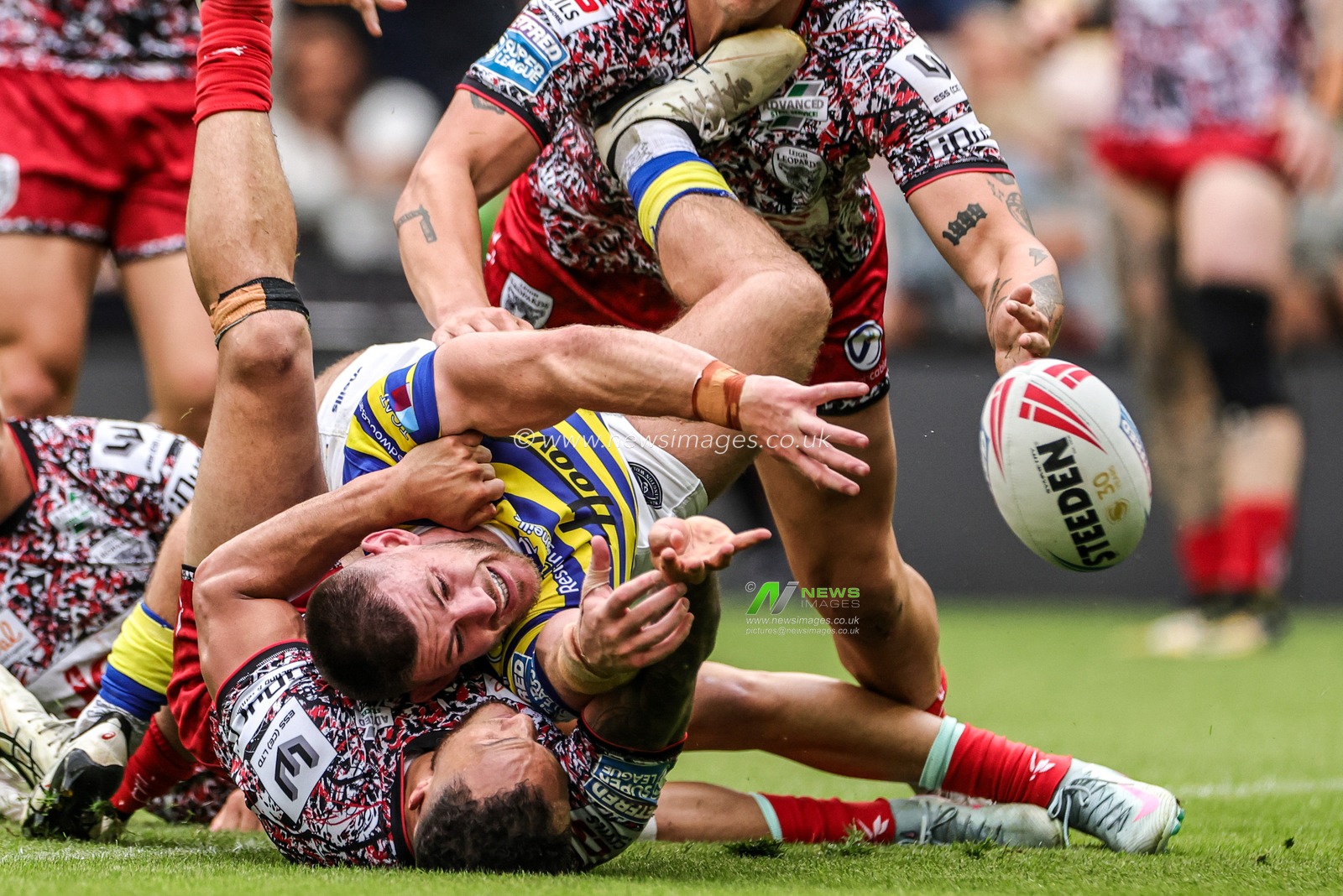 Betfred Super League round 20 Leigh Leopards v Warrington Wolves