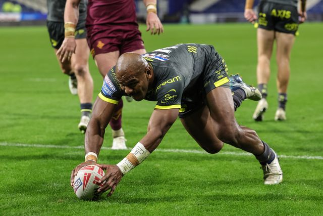 Maika Sivo of Leeds Rhinos goes over for a try during the Betfred Super League round 8 match Huddersfield Giants vs Leeds Rhinos at Accu Stadium, Huddersfield, United Kingdom on 17 April 2026

(Photo by Mark Cosgrove/News Images)