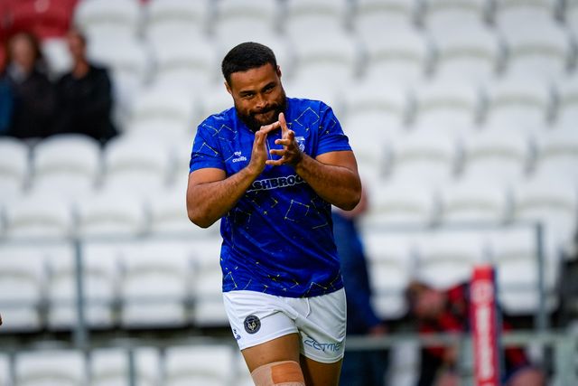 Warrington warriors players in the pre-game warm up session during the Betfred Super League round 14 match St Helens vs Warrington Wolves at The BrewDog Stadium, St Helens, United Kingdom on 11 June 2026

(Photo by Maynard Manyowa/News Images)