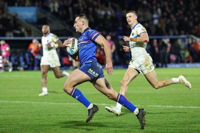 Oliver Pratt of Wakefield Trinity goes over for a try during the Betfred Challenge Cup round 4 match Wakefield Trinity vs Leeds Rhinos at DIY Kitchens Stadium, Wakefield, United Kingdom on 13 March 2026

(Photo by Mark Cosgrove/News Images)