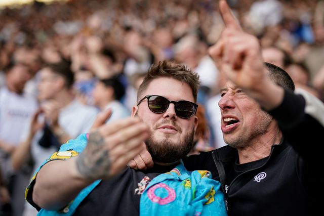 Debry fans celebrate Sammie Szmodics of Derby County scoring a goal to make it 1-0 during the Sky Bet Championship match Derby County vs Sheffield United at Pride Park Stadium, Derby, United Kingdom on 02 May 2026

(Photo by Maynard Manyowa/News Images)