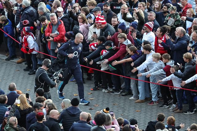 Steve Borthwick head coach of England is treated but the fans as he arrives during the Quilter Nations Series 2025 match England vs Fiji at Allianz Stadium, Twickenham, United Kingdom, 8th November 2025

(Photo by Mark Cosgrove/News Images)

*** GER AUT SUI OUT ***