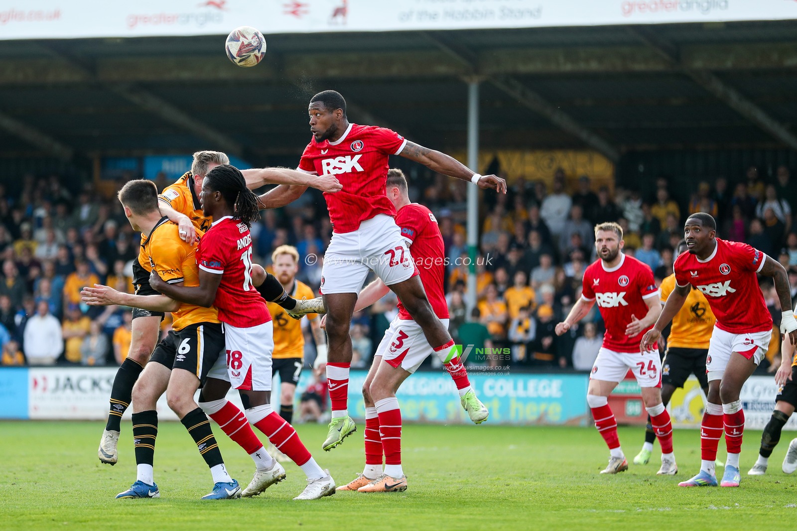Chuks Aneke of Charlton Athletic heads the ball during the Sky Bet League 1 match Cambridge United vs Charlton Athletic at Cledara Abbey Stadium, Cambridge, United Kingdom, 12th April 2025

(Photo by Izzy Poles/News Images)