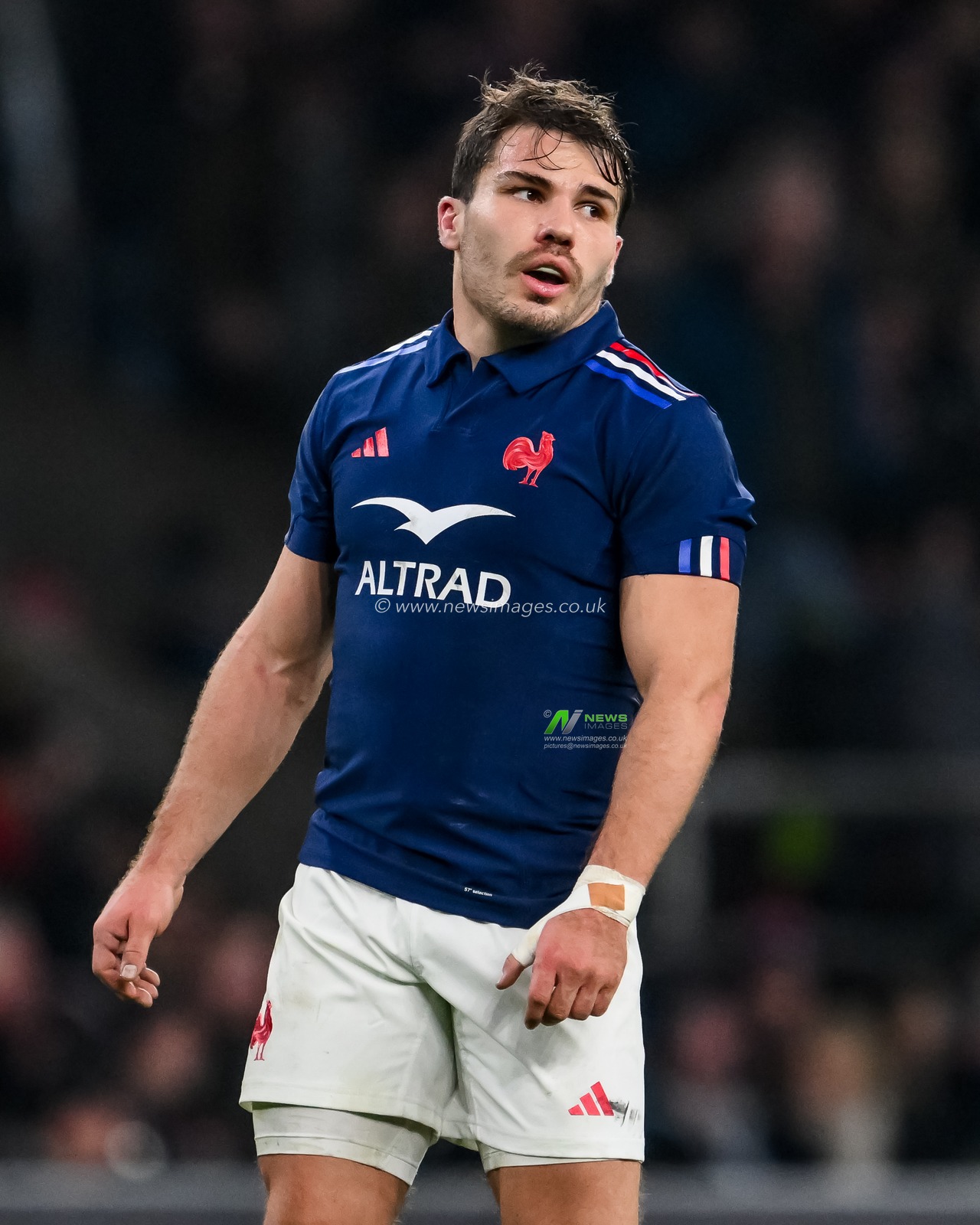 Antoine Dupont of France during the 2025 Guinness 6 Nations match England vs France at Allianz Stadium,, Twickenham, United Kingdom, 8th February 2025

(Photo by Craig Thomas/News Images)