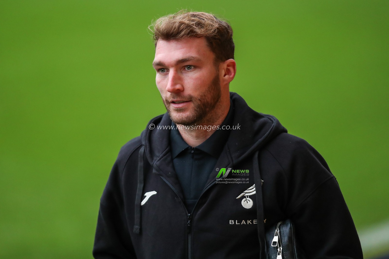 Jack Stacey of Norwich City arrives at Carrow Road prior to during the Sky Bet Championship match Norwich City vs Burnley at Carrow Road, Norwich, United Kingdom, 15th December 2024

(Photo by Izzy Poles/News Images)
