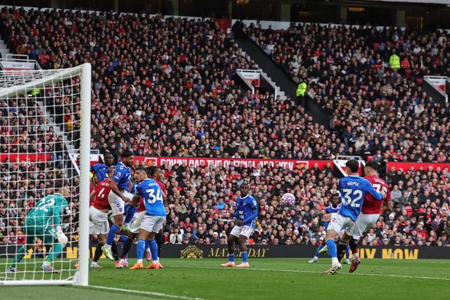 Benjamin Sesko of Manchester United scores to make it 2-0 during the Premier League match Manchester United vs Sunderland at Old Trafford, Manchester, United Kingdom, 4th October 2025

(Photo by Mark Cosgrove/News Images)