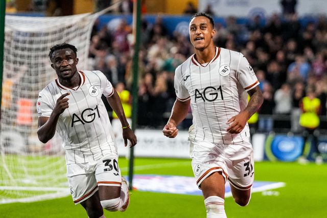Adam Idah of Swansea City celebrates scoring his teams second goal during the Sky Bet Championship match Swansea City vs Watford at Swansea.com Stadium, Swansea, United Kingdom on 01 September 2026

(Photo by Andrew Lewis/News Images)