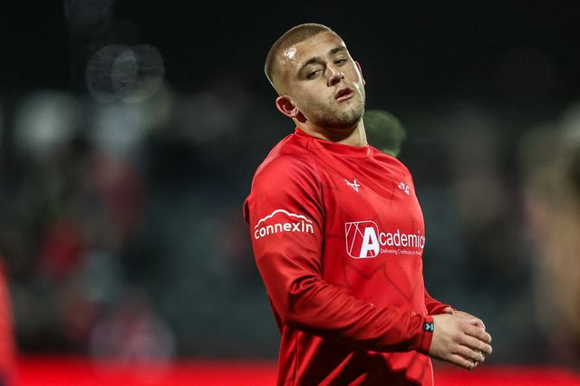 Mikey Lewis of Hull KR in the pre-game warm up during the Betfred Super League round 6 match Hull KR vs St Helens at Sewell Group Craven Park, Hull, United Kingdom on 27 March 2026

(Photo by Alfie Cosgrove/News Images)