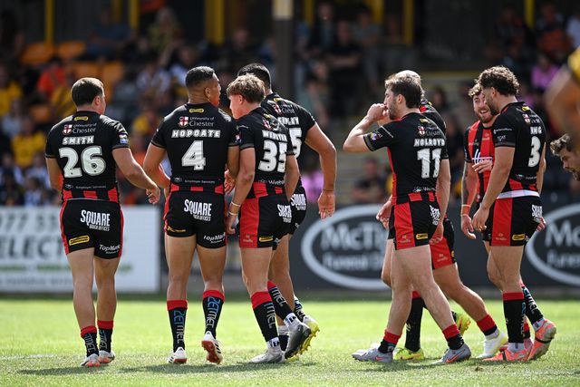 Toafofoa Sipley of Warrington Wolves celebrates with teammates after scoring a try during the Betfred Super League round 21 match Castleford Tigers vs Warrington Wolves at OneBore Stadium, Castleford, Untied Kingdom on 01 August 2026

(Photo by Ben Roberts/News Images)
