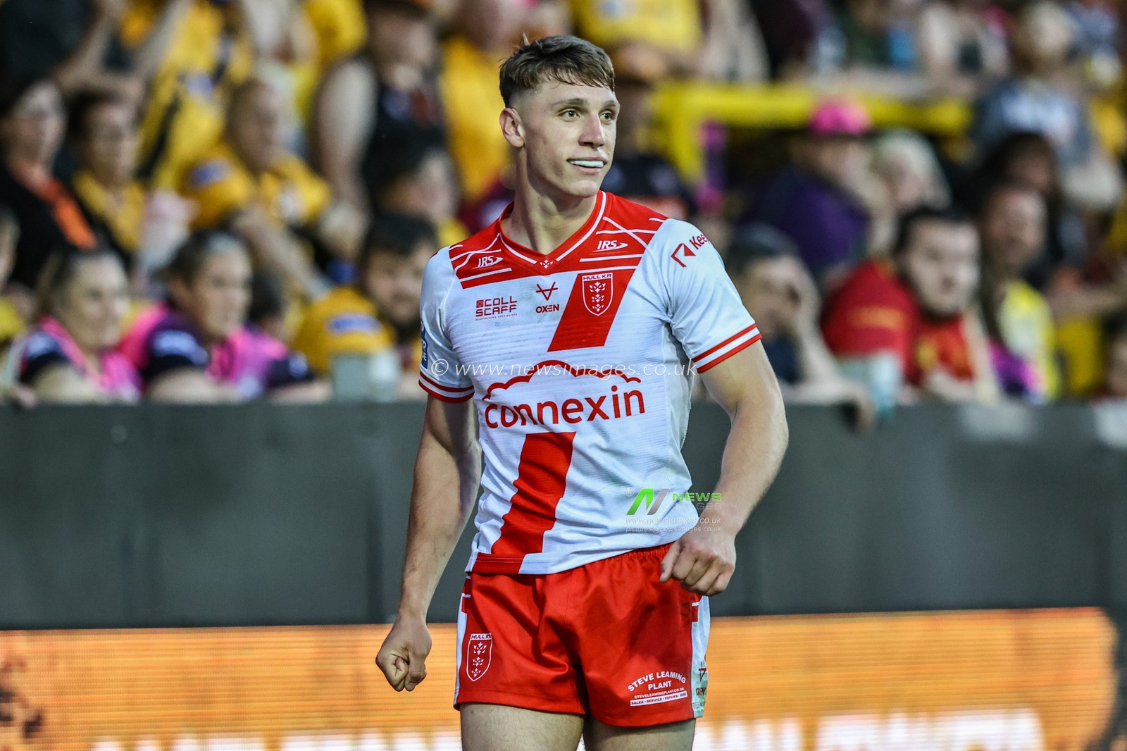 Noah Booth of Hull KR celebrates his try during the Betfred Super League round 15 match Castleford Tigers vs Hull KR at The Mend-A-Hose Jungle, Castleford, United Kingdom, 19th June 2025

(Photo by Alfie Cosgrove/News Images)