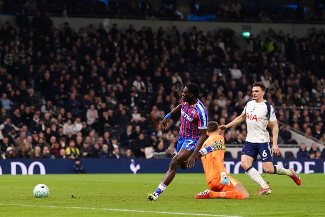 Ismaila Sarr of Crystal Palace scores to make it 3-1 during the Premier League match Tottenham Hotspur vs Crystal Palace at Tottenham Hotspur Stadium, London, United Kingdom on 05 March 2026

(Photo by Harvey Murphy/News Images)