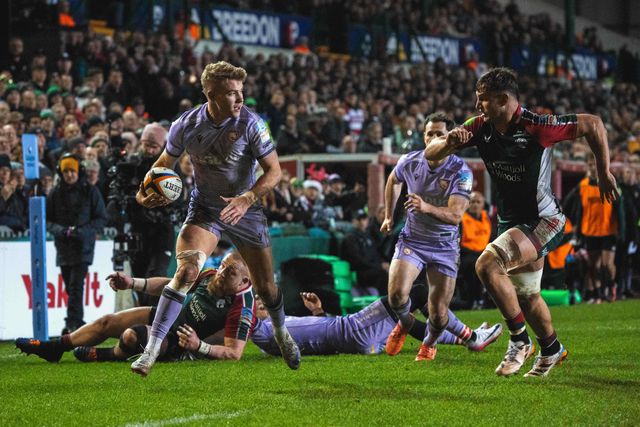Charlie Atkinson of Gloucester Rugby and Joaquin Moro of Leicester Tigers during the Gallagher Premiership match Leicester Tigers vs Gloucester Rugby at Mattioli Woods Welford Road Stadium, Leicester, United Kingdom, 19th December 2025

(Photo by Craig Evans/News Images)

*** GER AUT SUI OUT ***