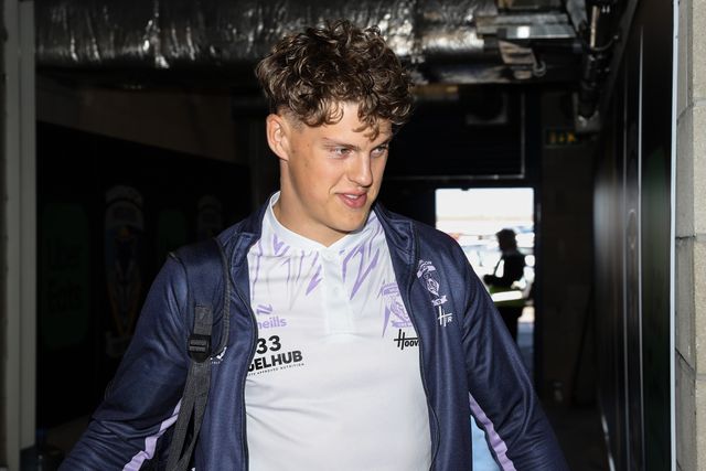 Arron Lindop of Warrington Wolves arrives ahead of the Betfred Challenge Cup Quarter Final match Warrington Wolves vs St Helens at Halliwell Jones Stadium, Warrington, United Kingdom, 5th April 2025

(Photo by Gareth Evans/News Images)