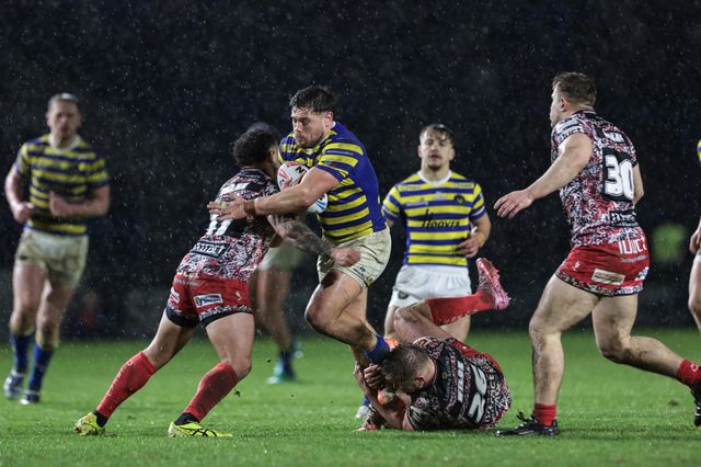 Joe Philbin of Warrington Wolves breaks with the ball during the Pre Season match Warrington Wolves vs Leigh Leopards at Halliwell Jones Stadium, Warrington, United Kingdom, 30th January 2026

(Photo by Mark Cosgrove/News Images)