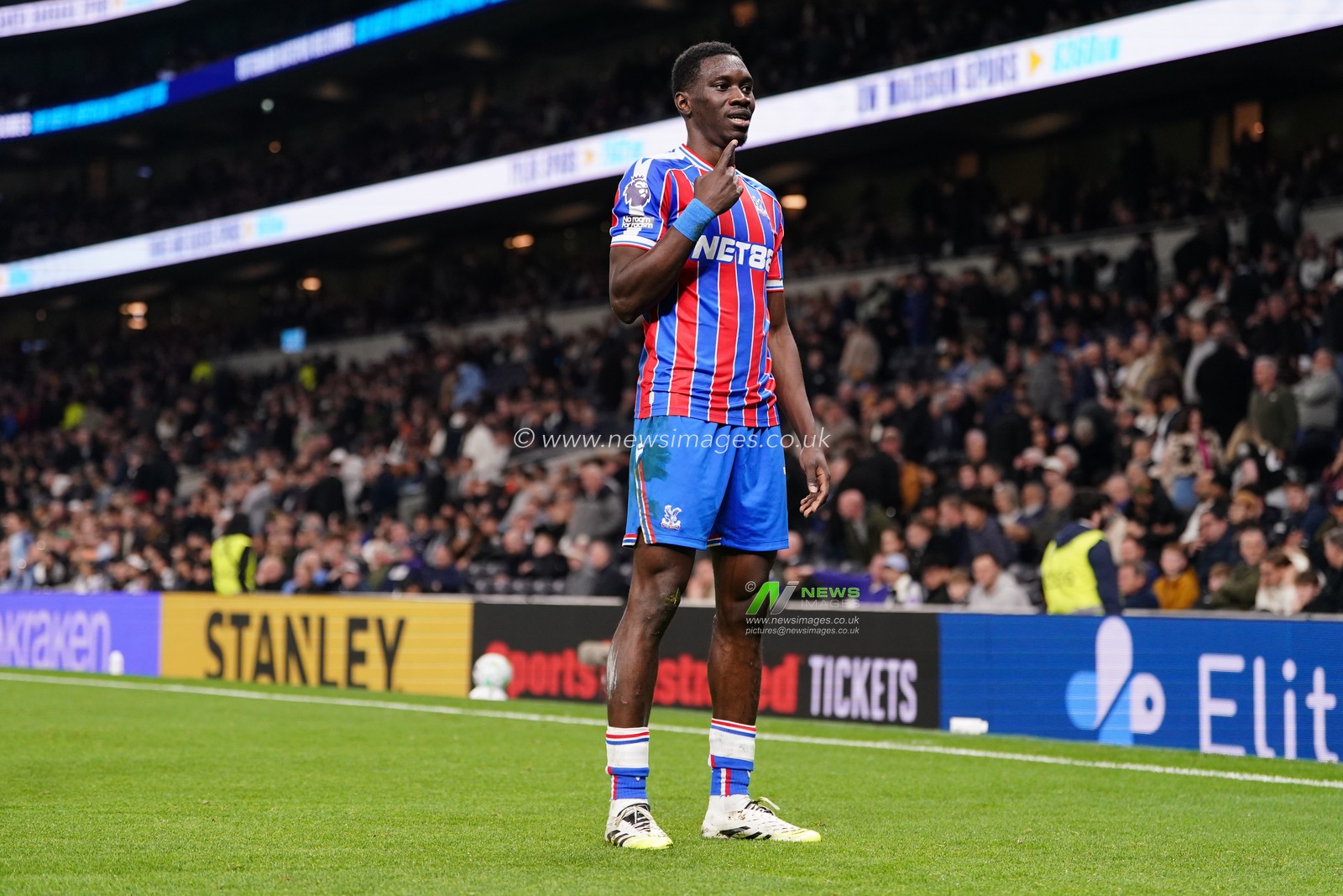 Ismaila Sarr of Crystal Palace celebrates his second goal during the Premier League match Tottenham Hotspur vs Crystal Palace at Tottenham Hotspur Stadium, London, United Kingdom on 05 March 2026

(Photo by Harvey Murphy/News Images)