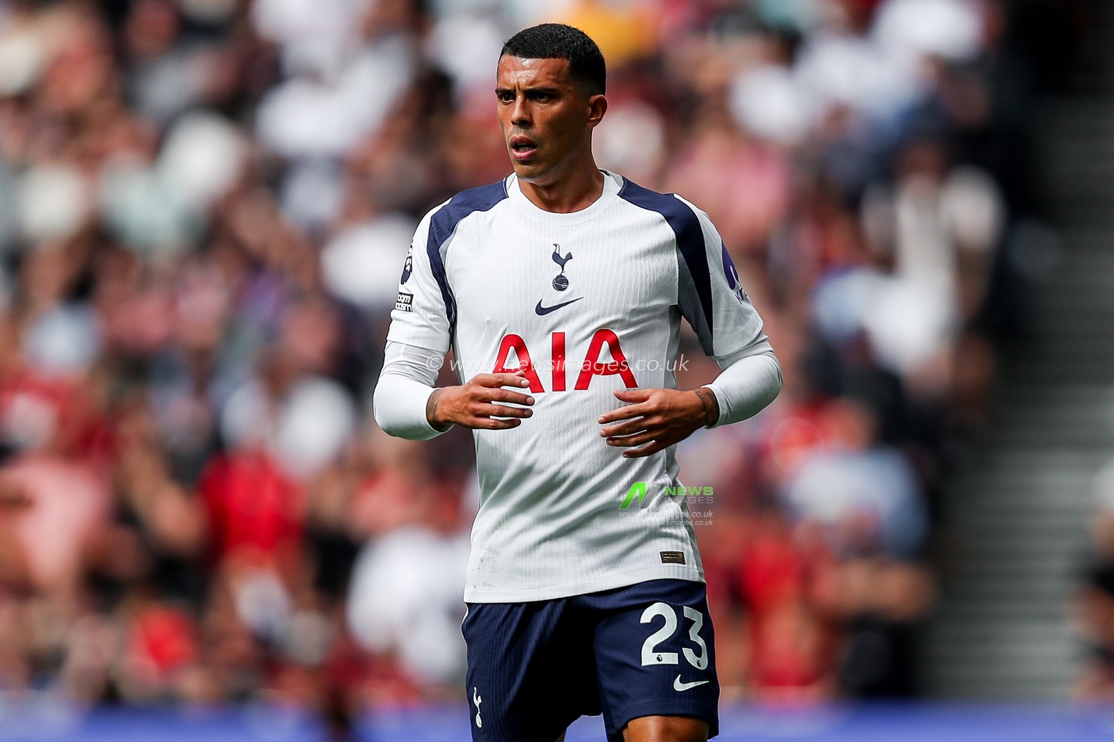 Pedro Porro of Tottenham Hotspur in action during the Premier League match Tottenham Hotspur vs Bournemouth at Tottenham Hotspur Stadium, London, United Kingdom, 30th August 2025

(Photo by Izzy Poles/News Images)