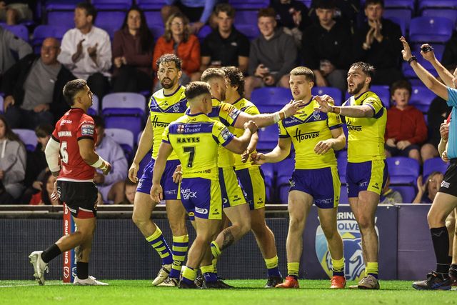 Jake Thewlis of Warrington Wolves celebrates his try during the Betfred Super League Round 24 match Warrington Wolves vs Salford Red Devils at Halliwell Jones Stadium, Warrington, United Kingdom, 29th August 2025

(Photo by Alfie Cosgrove/News Images)