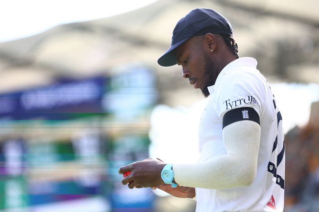 Jofra Archer of England looks on during the NRMA Insurance Ashes Second Test Day 2 Australia vs England at The Gabba, Brisbane Cricket Ground, Brisbane, Australia, 5th December 2025

(Photo by Pat Hoelscher/News Images)

*** GER AUT SUI OUT ***