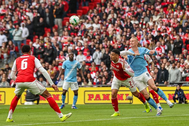 Erling Haaland of Manchester City battles for the ball in the air with Gabriel of Arsenal during the Carabao Cup Final match Arsenal vs Manchester City at Emirates, London, United Kingdom on 22 March 2026

(Photo by Alfie Cosgrove/News Images)