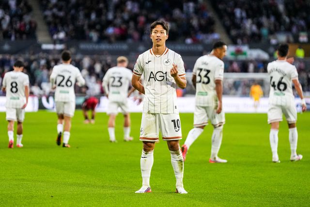 Eom Ji-Sung of Swansea City celebrates scoring his teams first goal during the Sky Bet Championship match Swansea City vs Watford at Swansea.com Stadium, Swansea, United Kingdom on 01 September 2026

(Photo by Andrew Lewis/News Images)