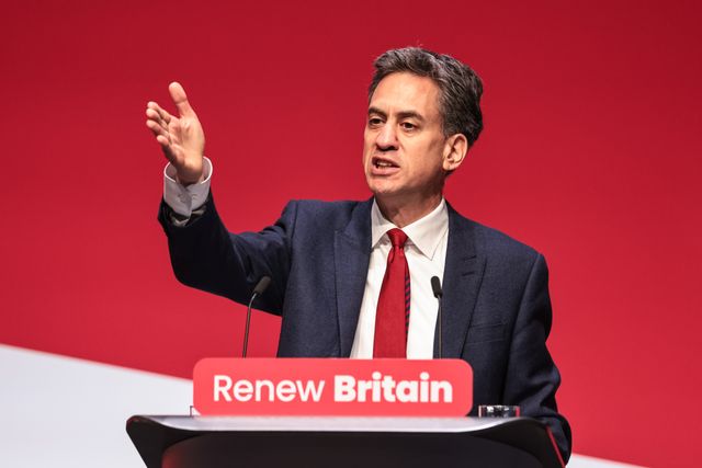 Ed Milliband MP, Secretary of State for Energy Security and Net Zero addresses conference during the Labour Party Annual Conference 2025 Day 4 at ACC, Liverpool, United Kingdom, 1st October 2025

(Photo by Mark Cosgrove/News Images)