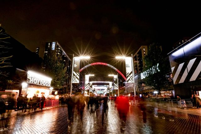 Fans make their way up Olympic Way as the Wembley Arch is lit on White and Red for England during the FIFA World Cup Qualifiers round 9 match England vs Serbia at Wembley Stadium, London, United Kingdom, 13th November 2025

(Photo by Alfie Cosgrove/News Images)

*** GER AUT SUI OUT ***
