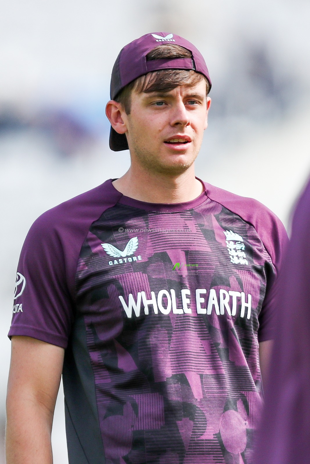 Jamie Smith of England warms up prior to the 5th Rothesay Test Match day 4 England vs India at The Kia Oval, London, United Kingdom, 3rd August 2025

(Photo by Izzy Poles/News Images)