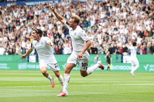 Callum Lang of Preston North End celebrates after scoring to make it 1-0 during the Sky Bet Championship match Bolton Wanderers vs Preston North End at Toughsheet Community Stadium, Bolton, United Kingdom on 15 August 2026

(Photo by Jorge Horsted/News Images)