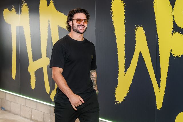 James Bentley of Warrington Wolves arrives during the Betfred Super League round 15 match Warrington Wolves vs Leeds Rhinos at The Halliwell Jones Stadium, Warrington, United Kingdom on 18 June 2026

(Photo by Alfie Cosgrove/News Images)