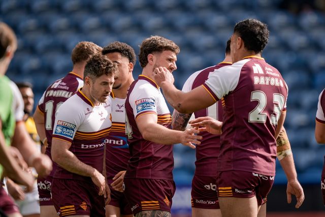 Adam Clune of Huddersfield Giants celebrates his try during the Betfred Super League round 7 match Huddersfield Giants vs York Knights at Accu Stadium, Huddersfield, United Kingdom on 04 April 2026

(Photo by Maynard Manyowa/News Images)
