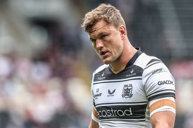 Liam Knight of Hull FC during pre-game warm up during the Betfred Super League round 17 match Hull FC vs St Helens at MKM Stadium, Hull, United Kingdom, 5th July 2025

(Photo by Alfie Cosgrove/News Images)
