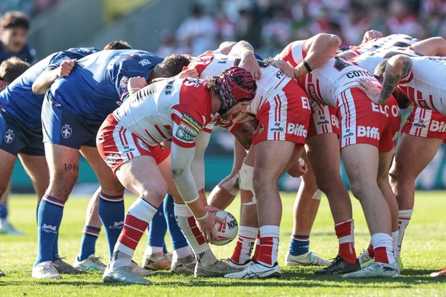 Jackson Hastings of St Helens R.F.C. feeds the scrum during the Betfred Super League round 9 match St Helens vs Wakefield Trinity at The BrewDog Stadium, St Helens, United Kingdom on 25 April 2026

(Photo by Mark Cosgrove/News Images)