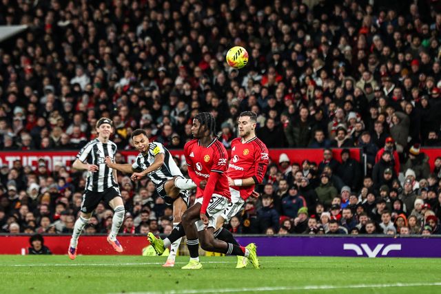 Jacob Murphy of Newcastle United takes a shot on goal that is deflected for a corner during the Premier League match Manchester United vs Newcastle United at Old Trafford, Manchester, United Kingdom, 26th December 2025

(Photo by Alfie Cosgrove/News Images)

*** GER AUT SUI OUT ***