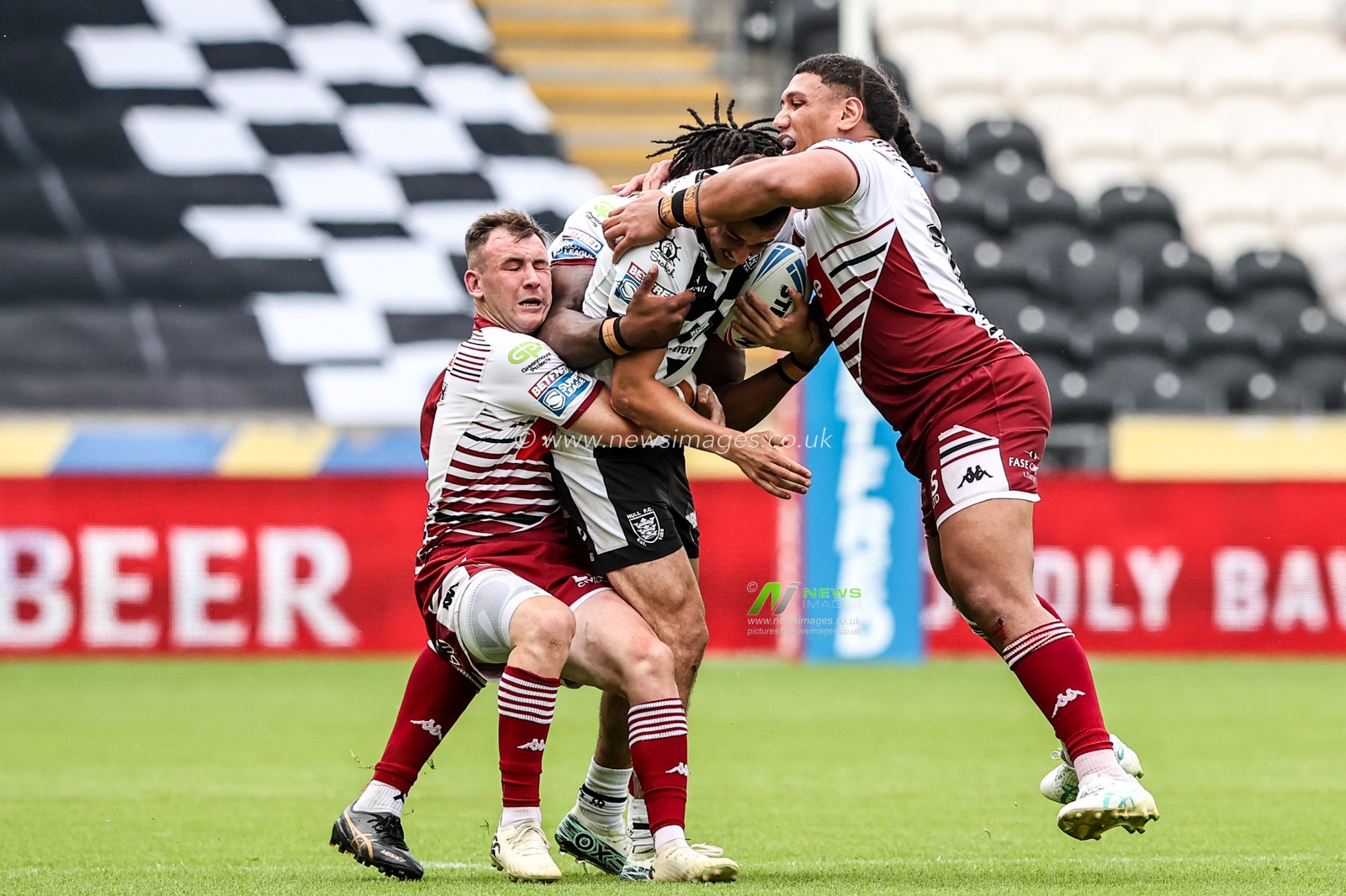 during the Betfred Super League round 16 match Hull FC vs Wigan Warriors at MKM Stadium, Hull, United Kingdom on 27 June 2026

(Photo by Alfie Cosgrove/News Images)