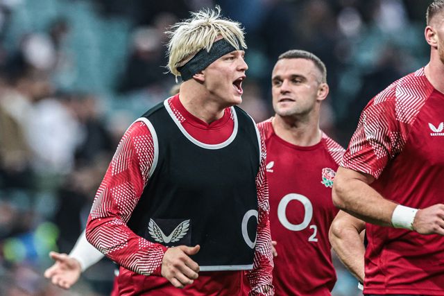 Henry Pollock of England in the pre-game warm up during the Quilter Nations Series 2025 match England vs New Zealand at Allianz Stadium, Twickenham, United Kingdom, 15th November 2025

(Photo by Mark Cosgrove/News Images)

*** GER AUT SUI OUT ***