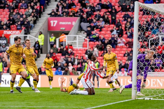 Jesurun Rak-Sakyi of Stoke City scores to make it  1-1 during the Sky Bet Championship match Stoke City vs Blackburn Rovers at Bet365 Stadium, Stoke On Trent, United Kingdom on 11 April 2026

(Photo by Maynard Manyowa/News Images)