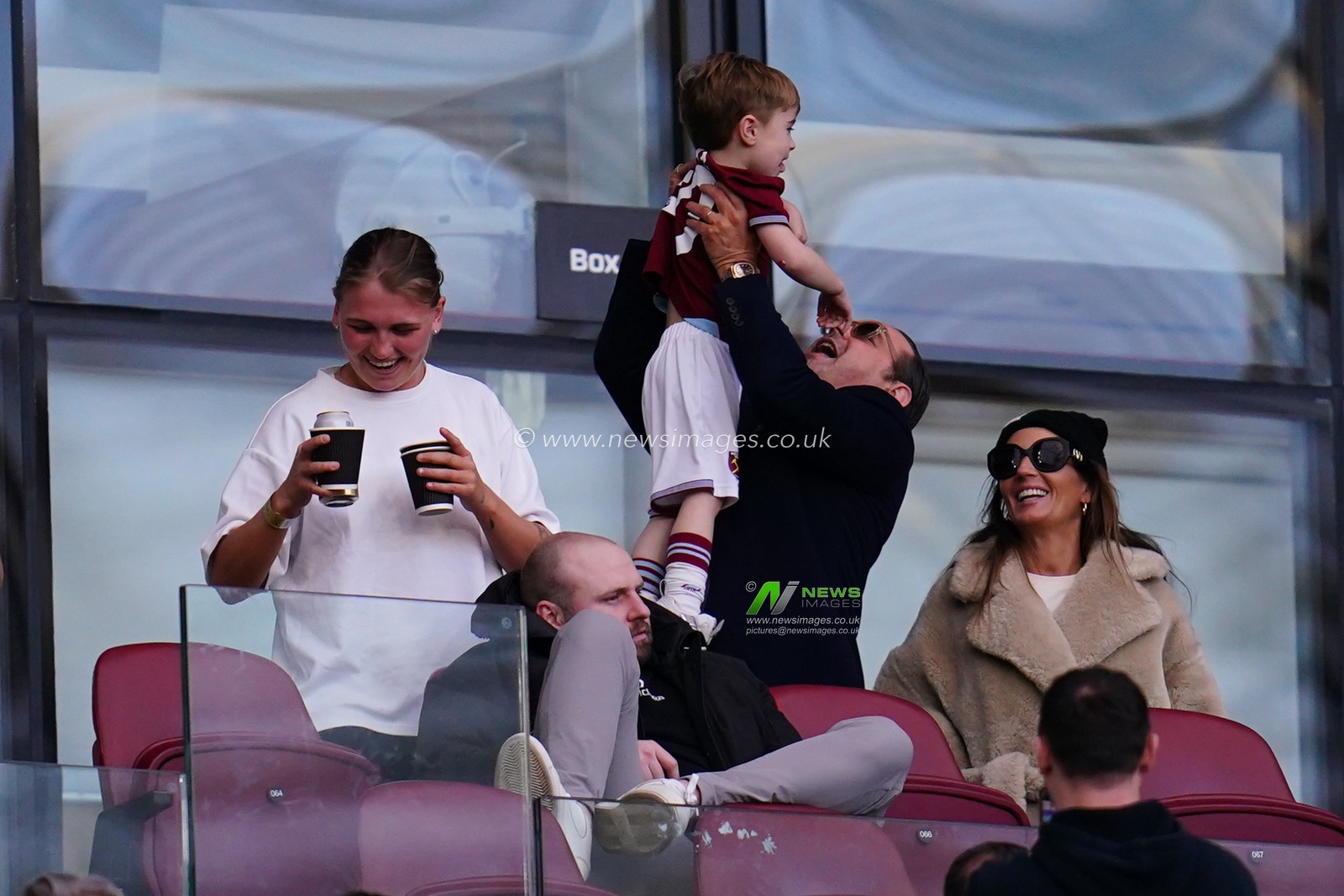 Famous West Ham fan Danny Dyer during the Emirates FA Cup Quarter-Final match West Ham United vs Leeds United at London Stadium, London, United Kingdom on 04 April 2026

(Photo by Harvey Murphy/News Images)