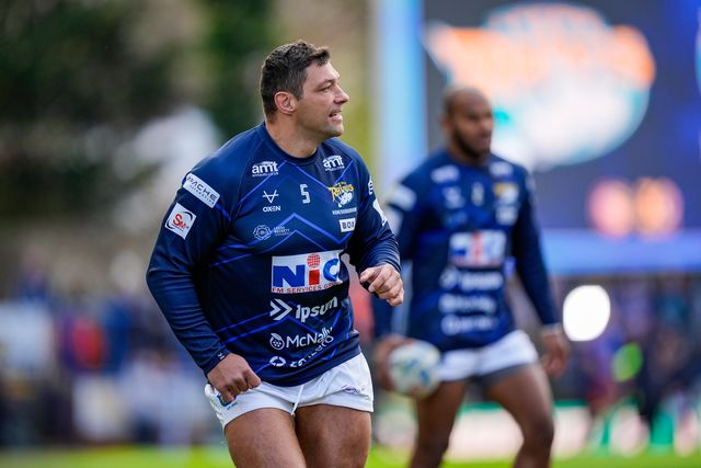 Ryan Hall of Leeds Rhinos in the pre-game warm up during the Betfred Super League round 1 match Leeds Rhinos vs Warrington Wolves at AMT Headingley Stadium, Leeds, United Kingdom on 29 March 2026

(Photo by Maynard Manyowa/News Images)