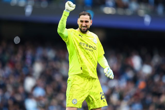 Manchester City goalkeeper Gianluigi Donnarumma celebrates Omar Marmoush of Manchester City celebrates his goal to make it 3-0 during the Premier League match Manchester City vs Brentford at The City in the Community Etihad Stadium, Manchester, United Kingdom on 09 May 2026

(Photo by Jorge Horsted/News Images)