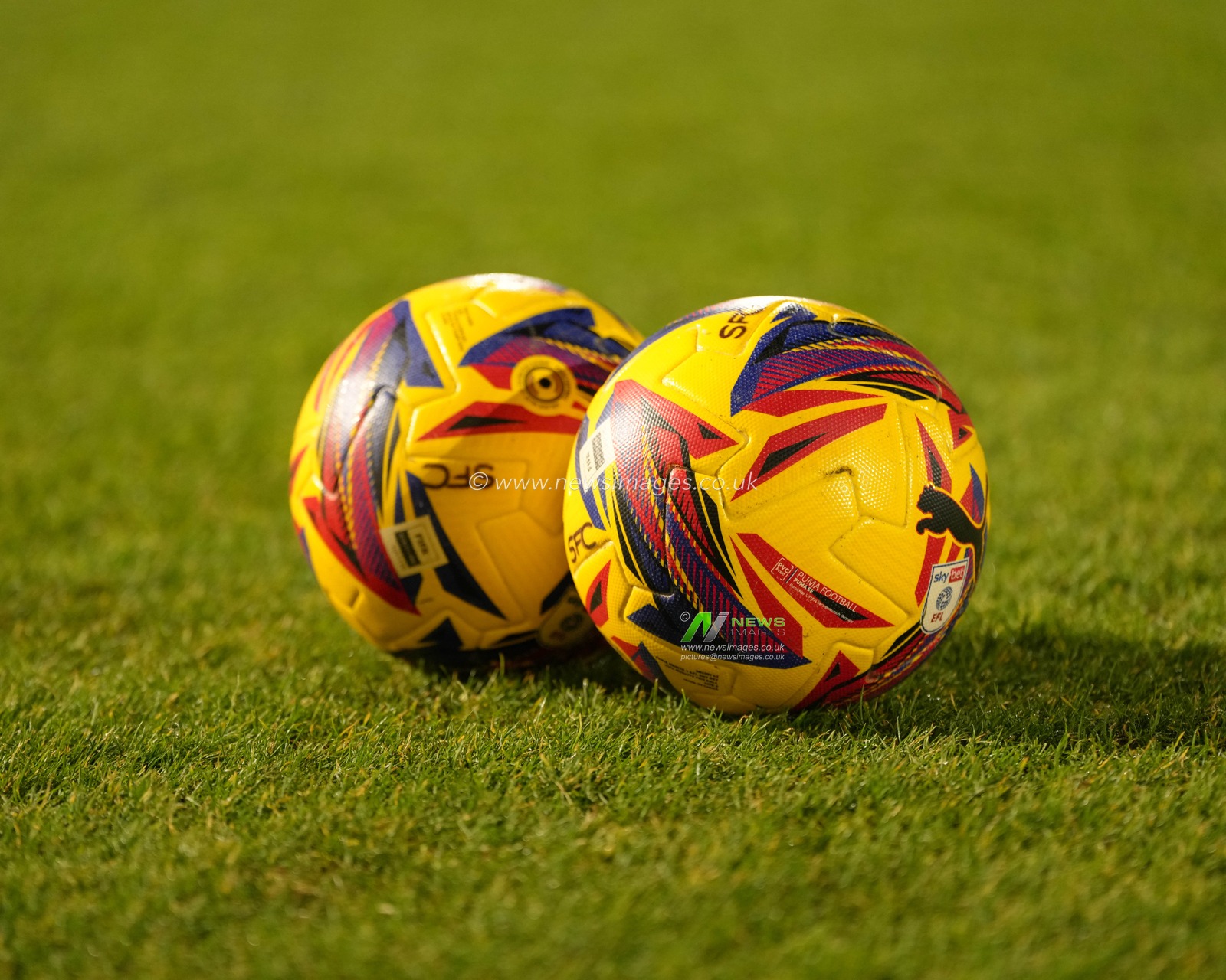View of Efl match balls ahead of the Vertu Trophy Quarter Final match Stevenage vs Birmingham City at Lamex Stadium, Stevenage, United Kingdom, 4th February 2025

(Photo by Harvey Murphy/News Images)
