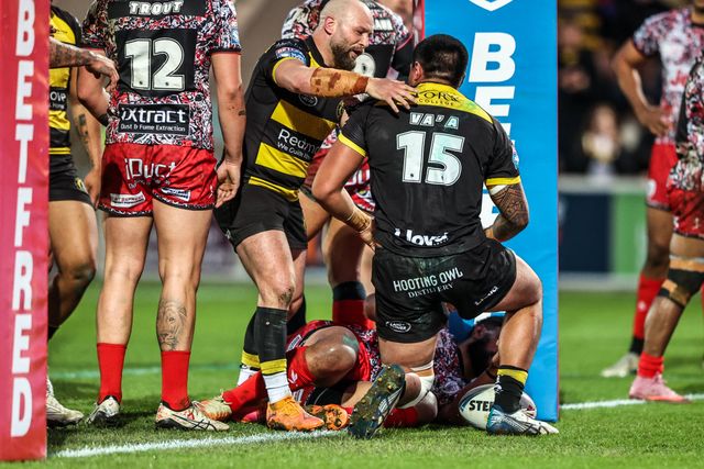 Xavier Va'a of York Knights celebrates his try during the Betfred Super League round 8 match York Knights vs Leigh Leopards at LNER Community Stadium, York, United Kingdom on 17 April 2026

(Photo by Alfie Cosgrove/News Images)