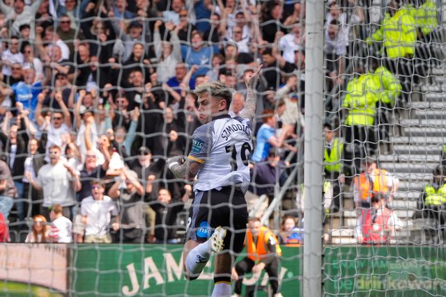 Sammie Szmodics of Derby County celebrates his goal to make it  1-0 during the Sky Bet Championship match Derby County vs Sheffield United at Pride Park Stadium, Derby, United Kingdom on 02 May 2026

(Photo by Maynard Manyowa/News Images)