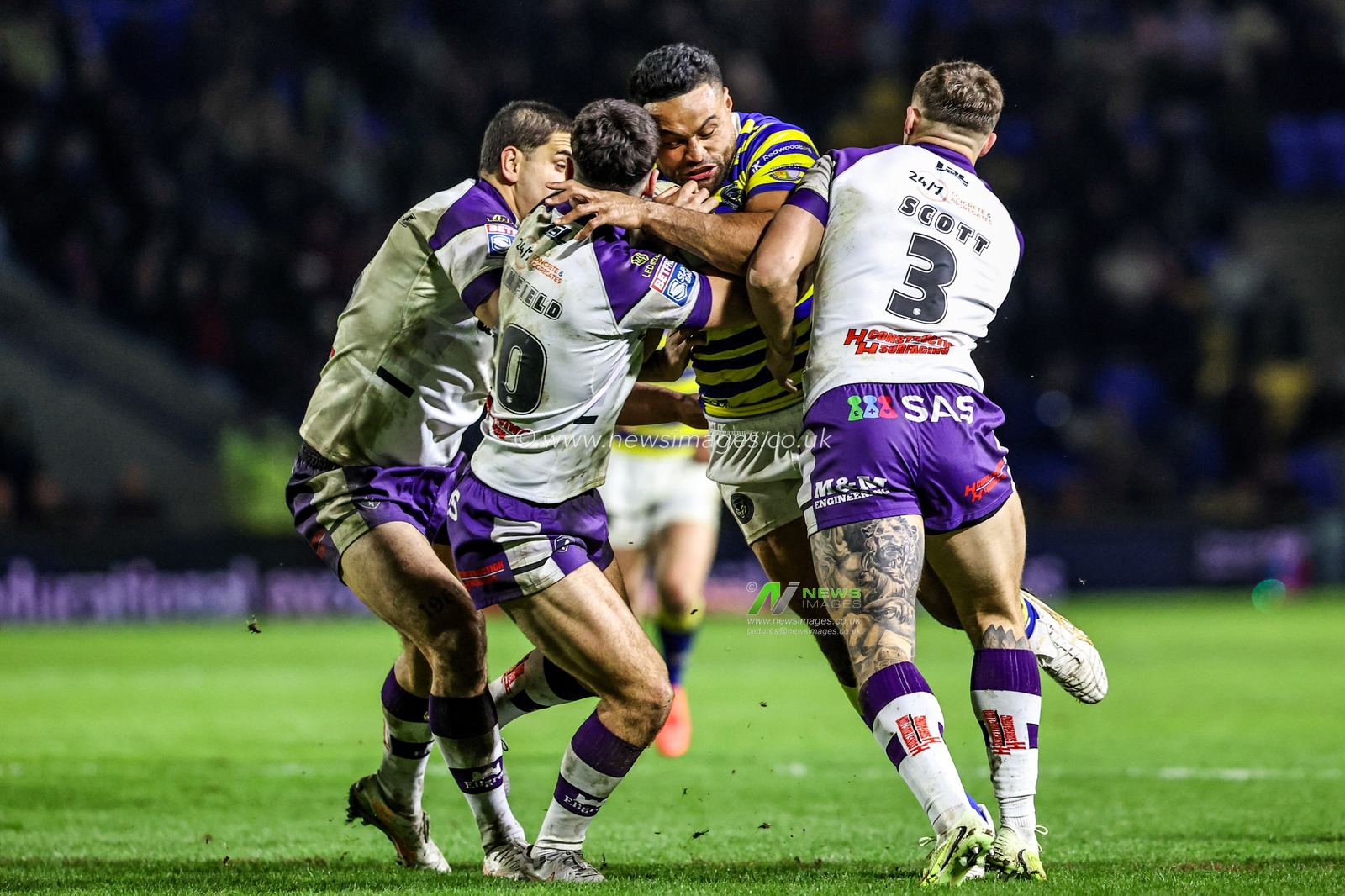 Toafofoa Sipley of Warrington Wolves is tackled by Jack Sinfield of Wakefield Trinity during the Betfred Super League Round 3 match Warrington Wolves vs Wakefield Trinity at The Halliwell Jones Stadium, Warrington, United Kingdom on 28 February 2026

(Photo by Alfie Cosgrove/News Images)