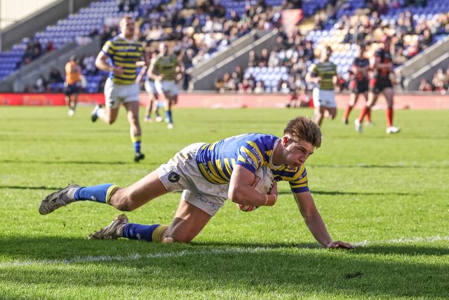 Ewan Irwin of Warrington Wolves goes over for a try during the Betfred Challenge Cup round 4 match Goole Vikings vs Warrington Wolves at The Halliwell Jones Stadium, Warrington, United Kingdom on 14 March 2026

(Photo by Mark Cosgrove/News Images)